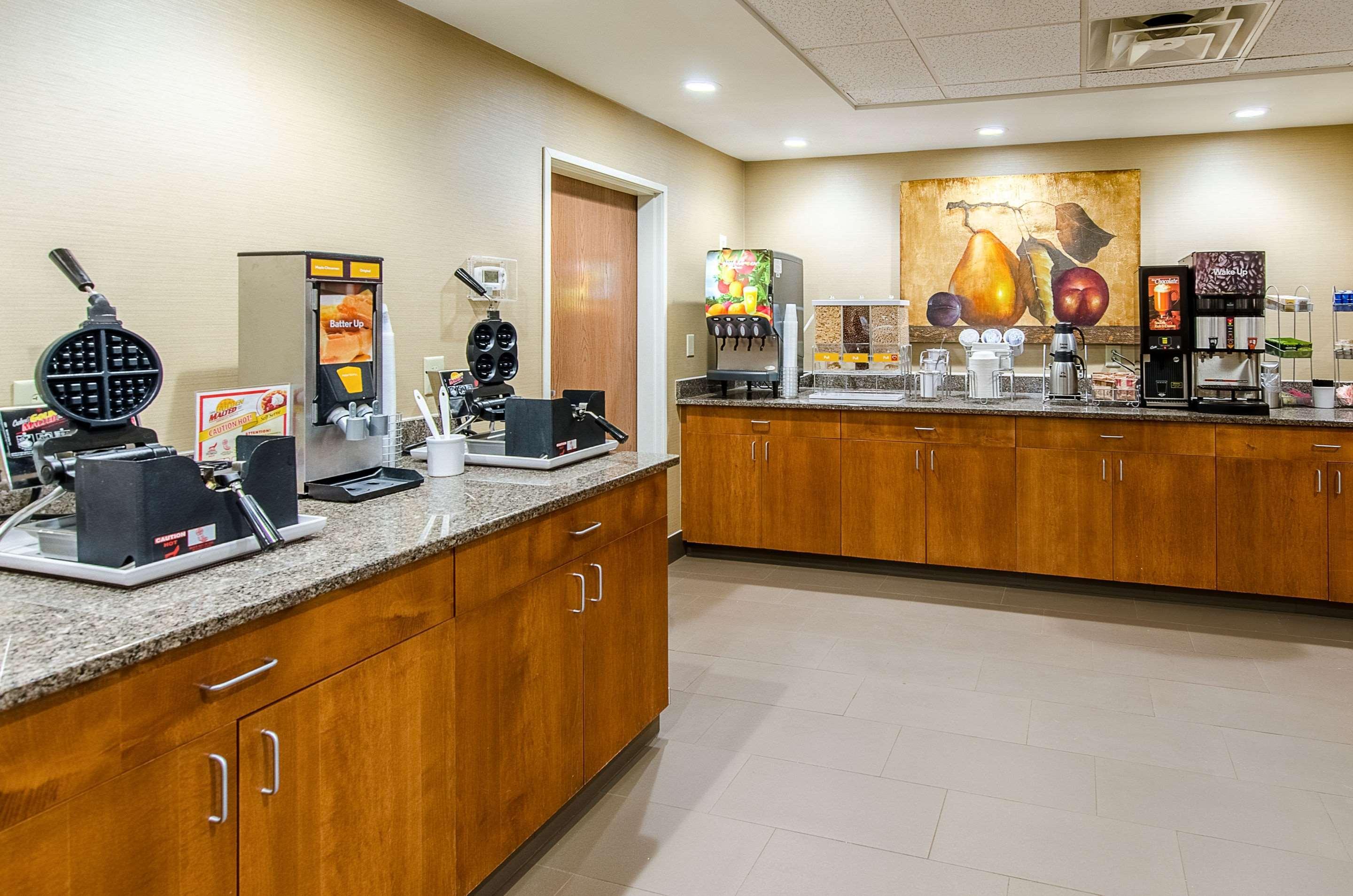Comfort Suites Wytheville Buitenkant foto